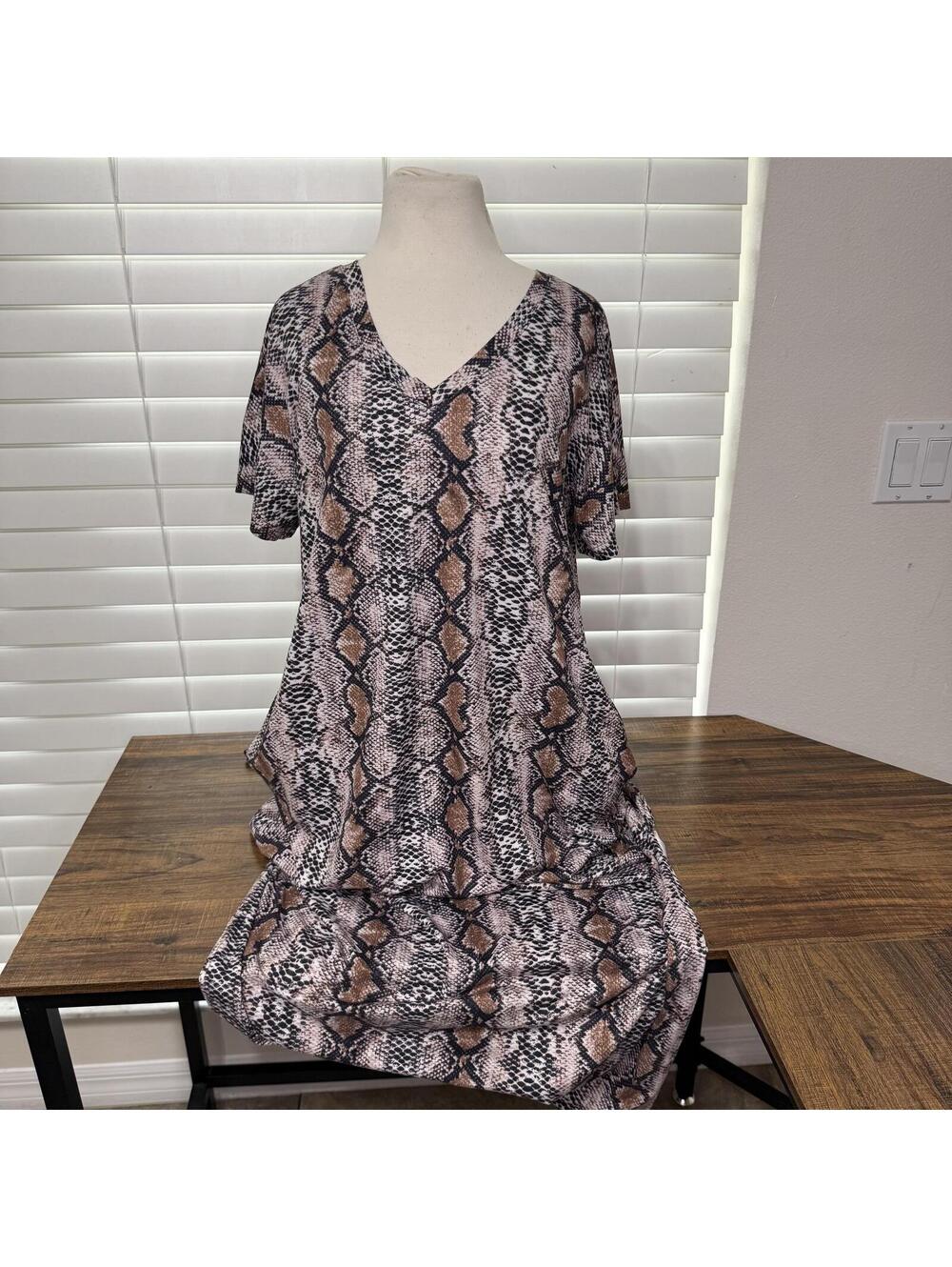 Arolina Snake Print Dress Size Large
